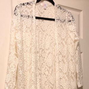 M White Lace Sarah
